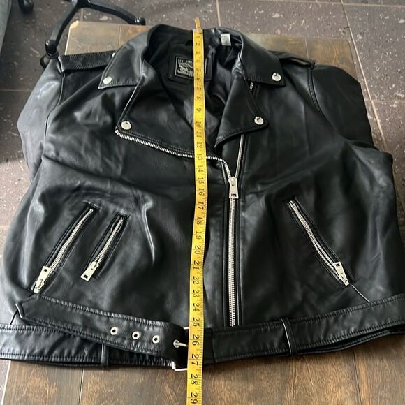 NWT Levi's  Faux Leather Belted Motorcycle Jacket - Black - Picture 11 of 16